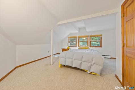 479 Blacks Road Cheshire CT 06410