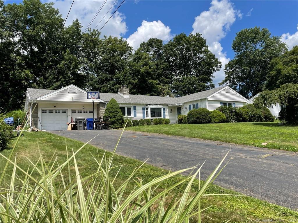14 Blue Mountain Road Norwalk CT 06851