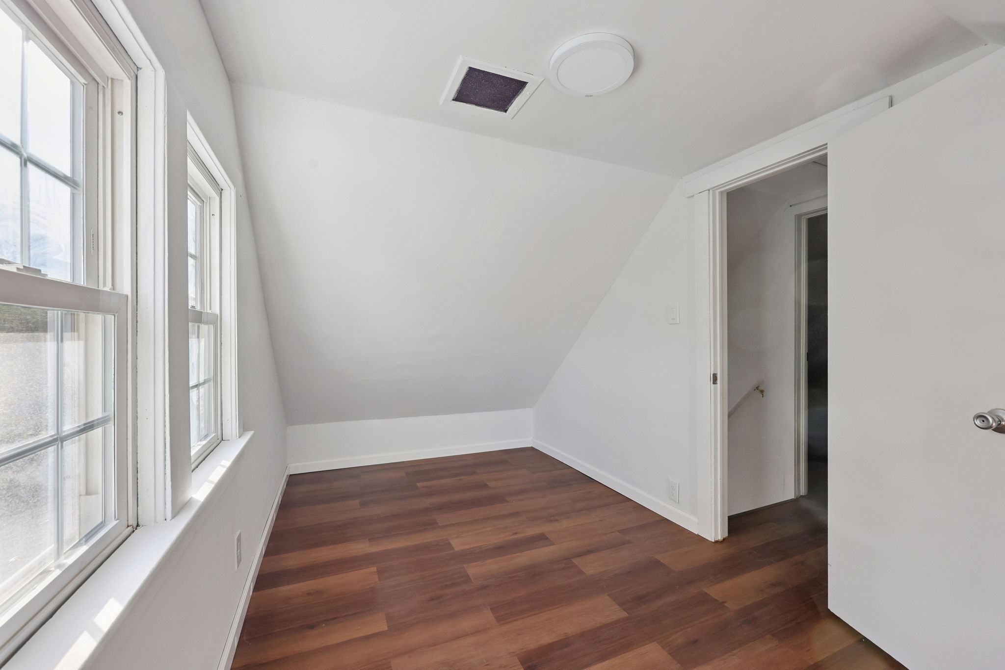 18 Lake Boulevard East Hampton CT 06424