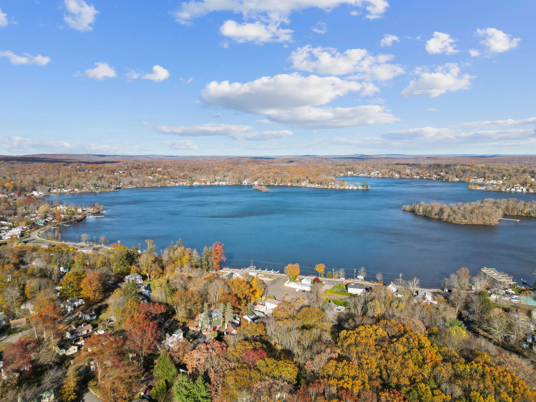 18 Lake Boulevard East Hampton CT 06424