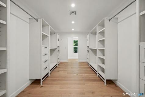 148 West Hills Road New Canaan CT 06840