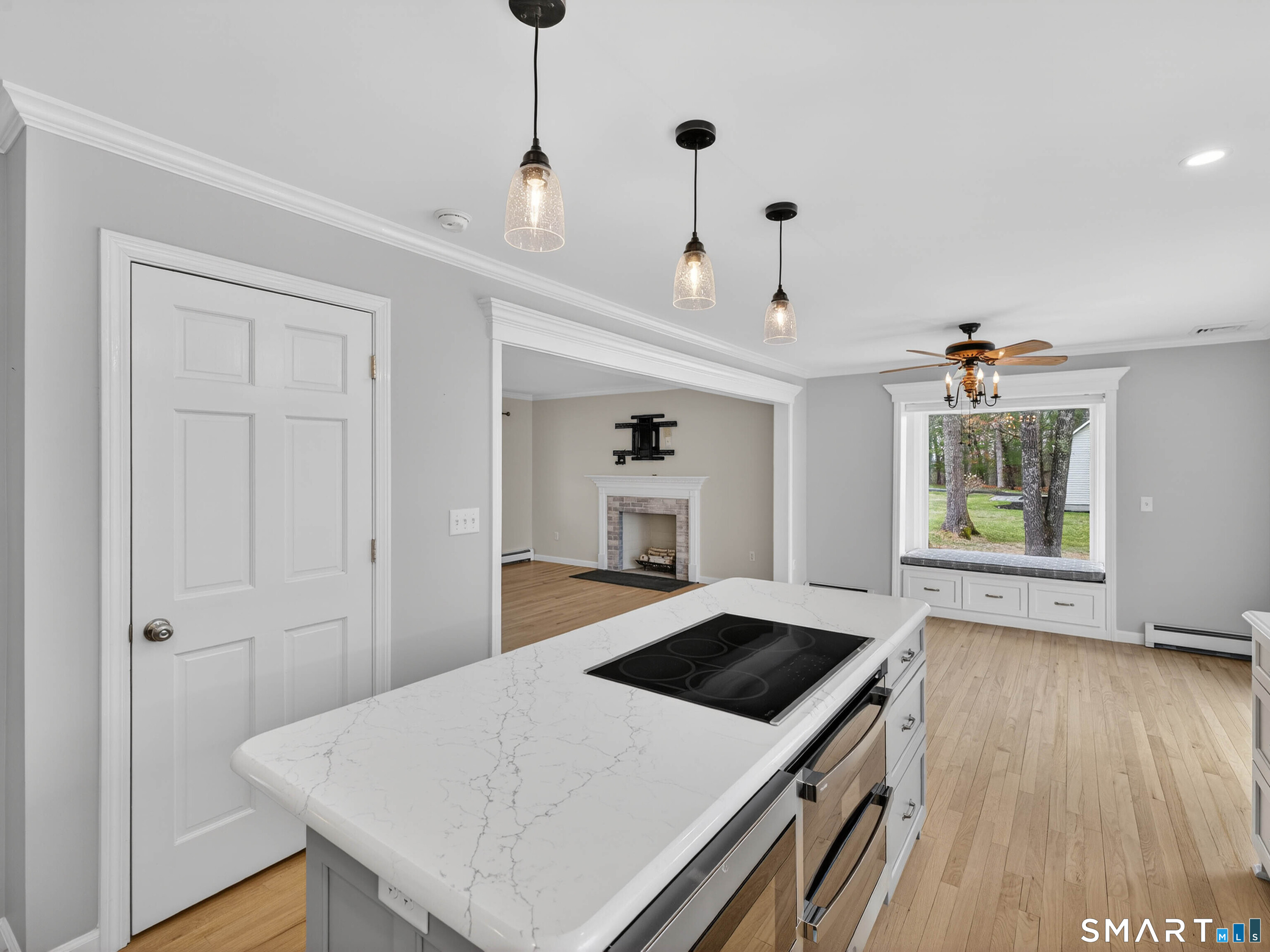 31 Hebert Lane Woodstock CT 06281