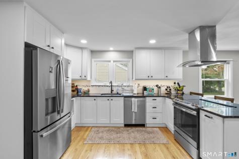 40 Rolling Ridge Road Orange CT 06477