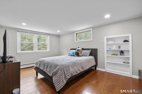 40 Rolling Ridge Road Orange CT 06477