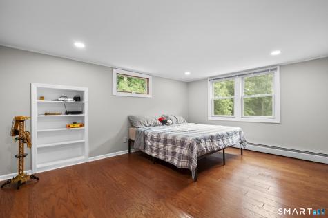 40 Rolling Ridge Road Orange CT 06477