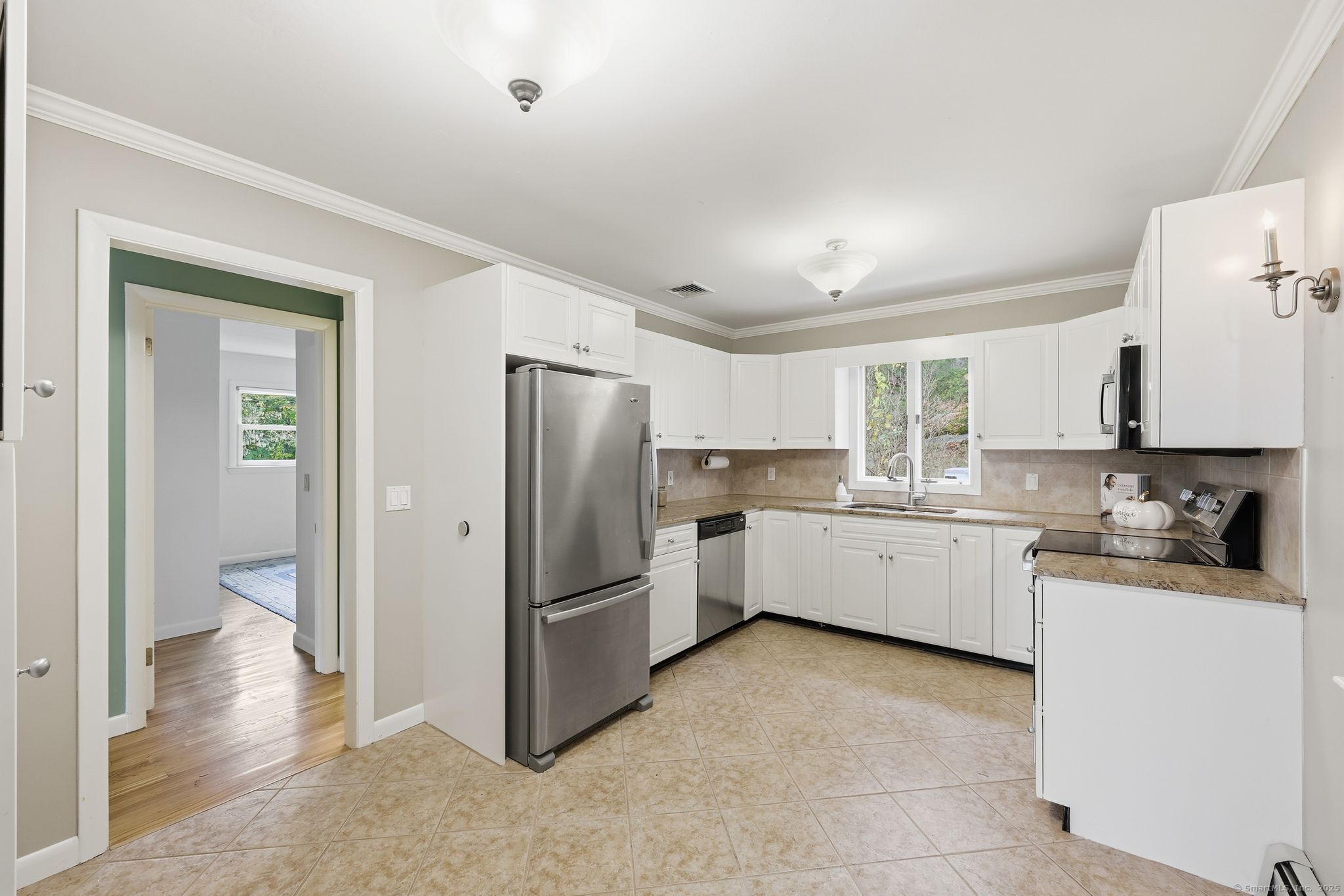 102 Lucas Park Road Norwich CT 06360