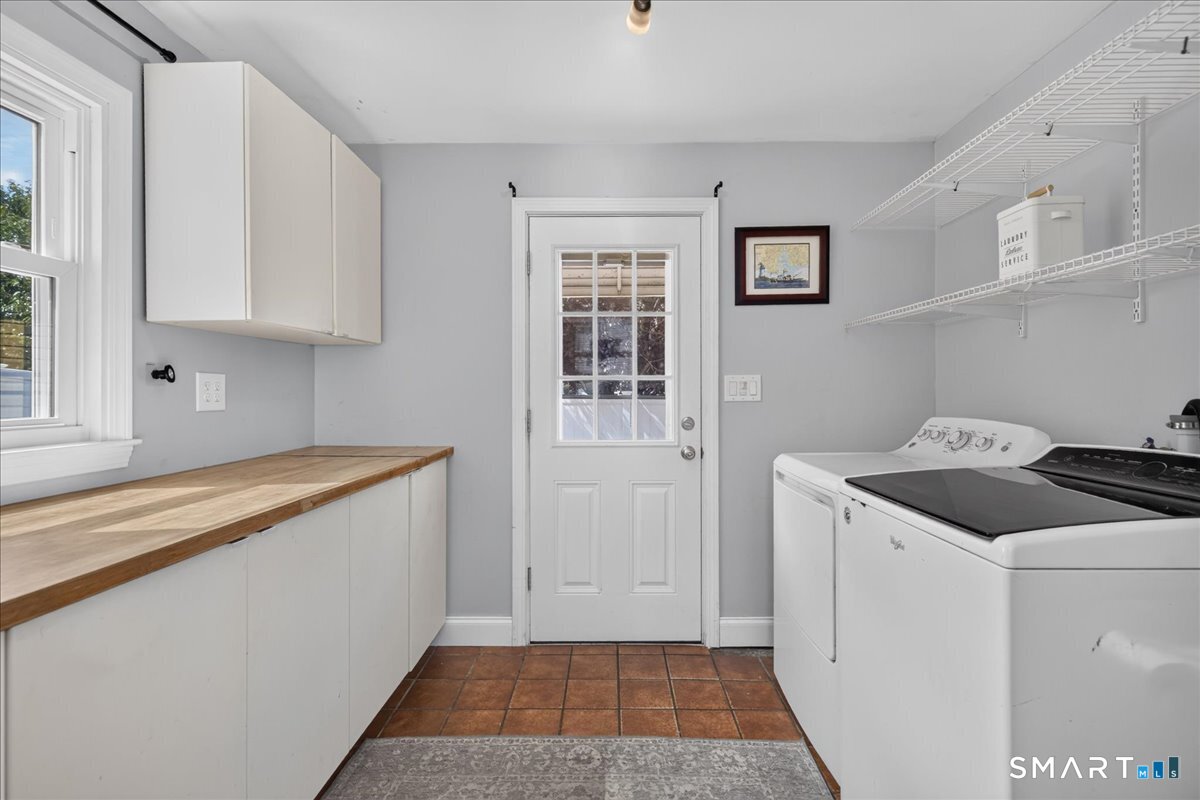 75 Meadow View Road New Haven CT 06519