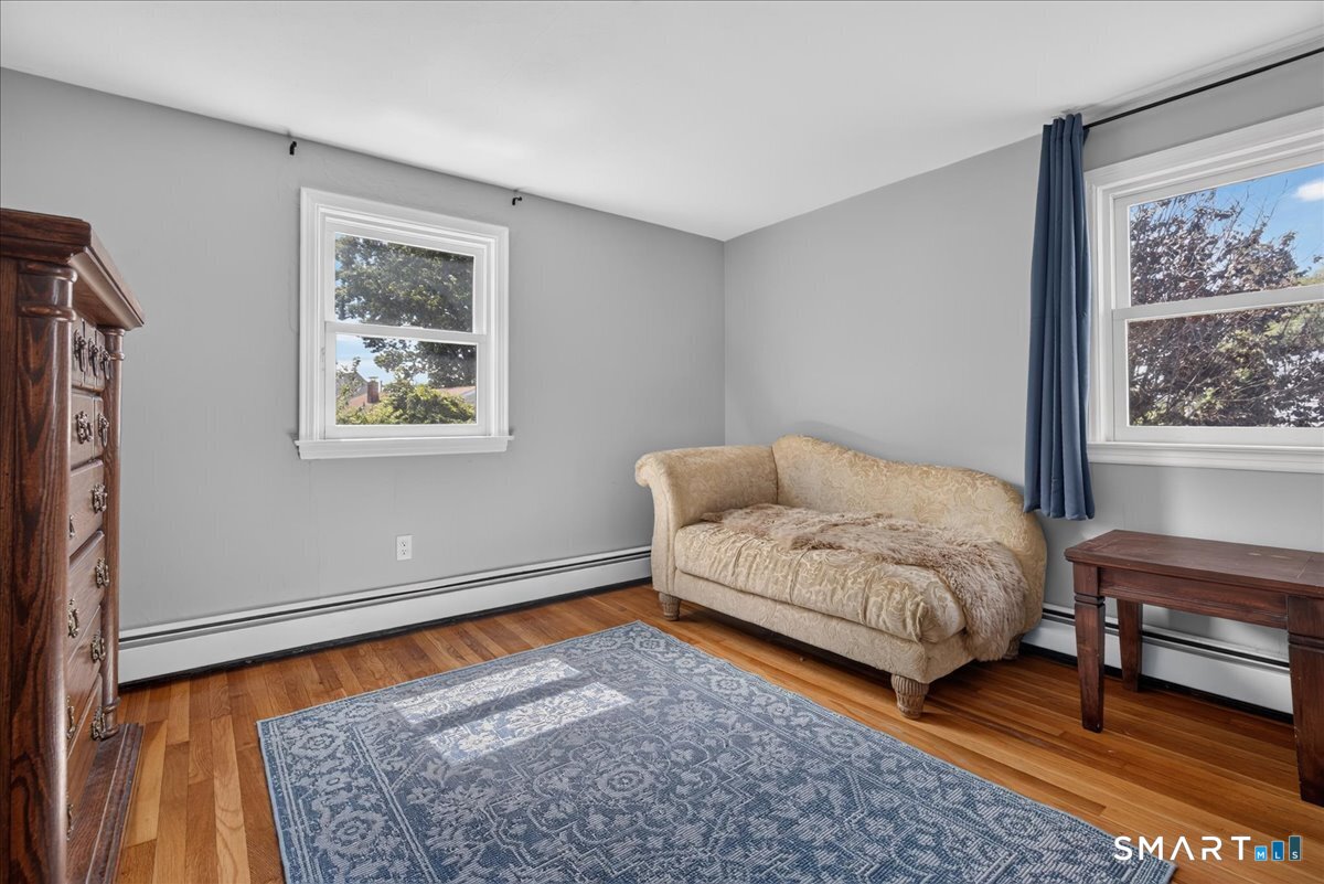 75 Meadow View Road New Haven CT 06519