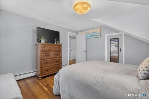 75 Meadow View Road New Haven CT 06519