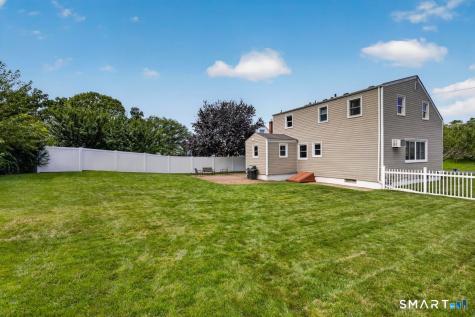 75 Meadow View Road New Haven CT 06519