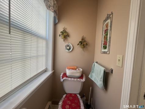 12 Woodedge Avenue Waterbury CT 06706