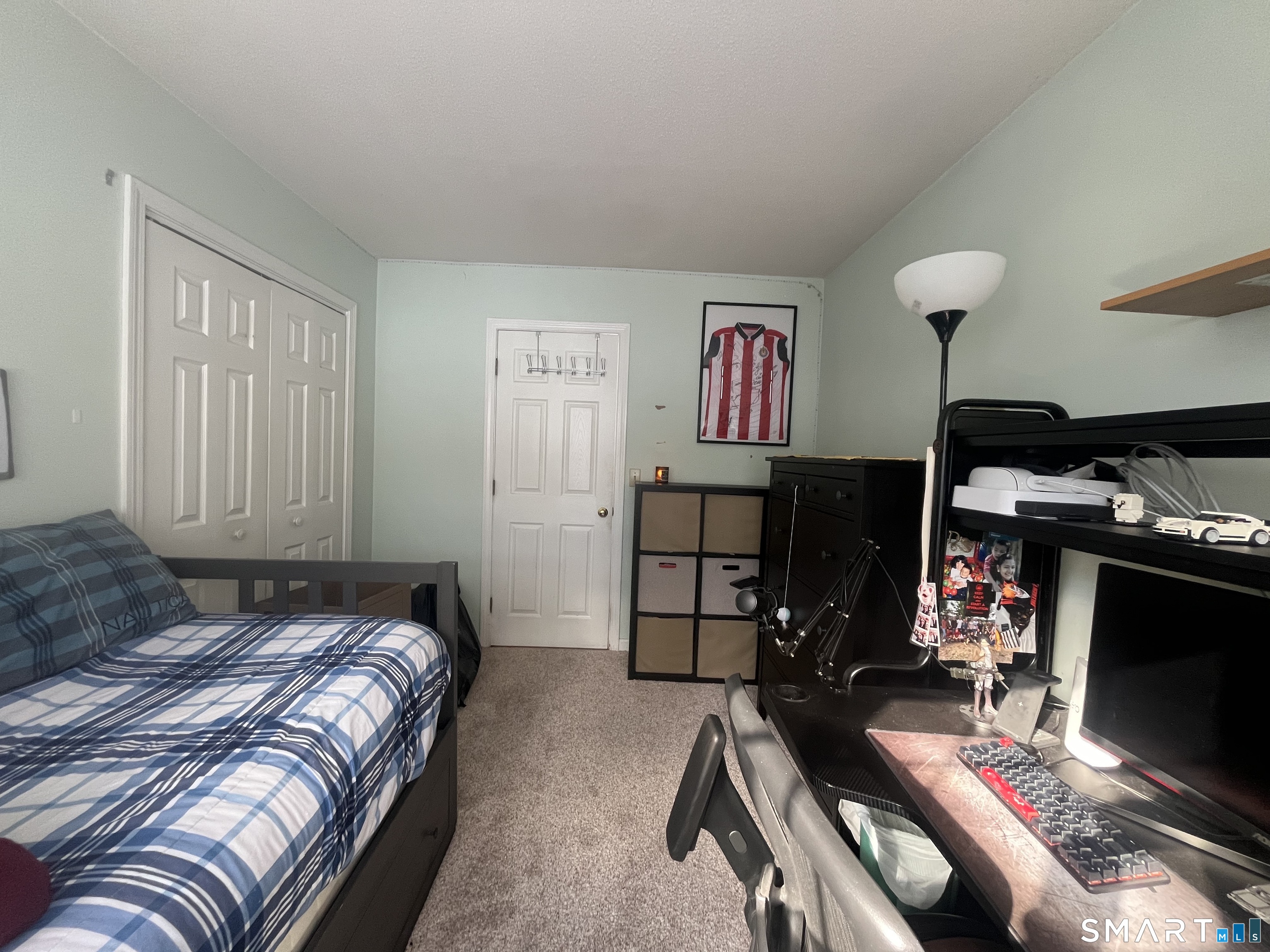 12 Woodedge Avenue Waterbury CT 06706