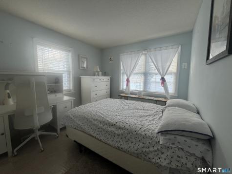 12 Woodedge Avenue Waterbury CT 06706