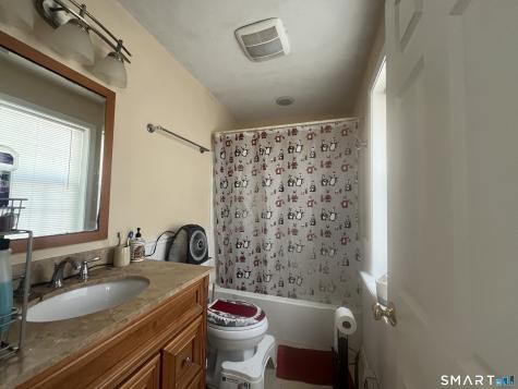 12 Woodedge Avenue Waterbury CT 06706