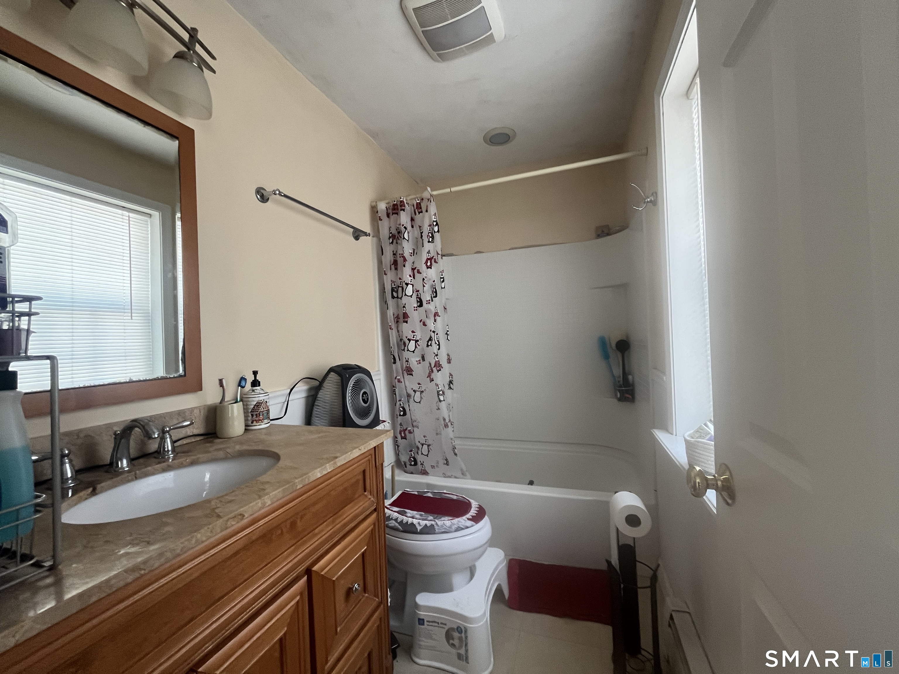12 Woodedge Avenue Waterbury CT 06706