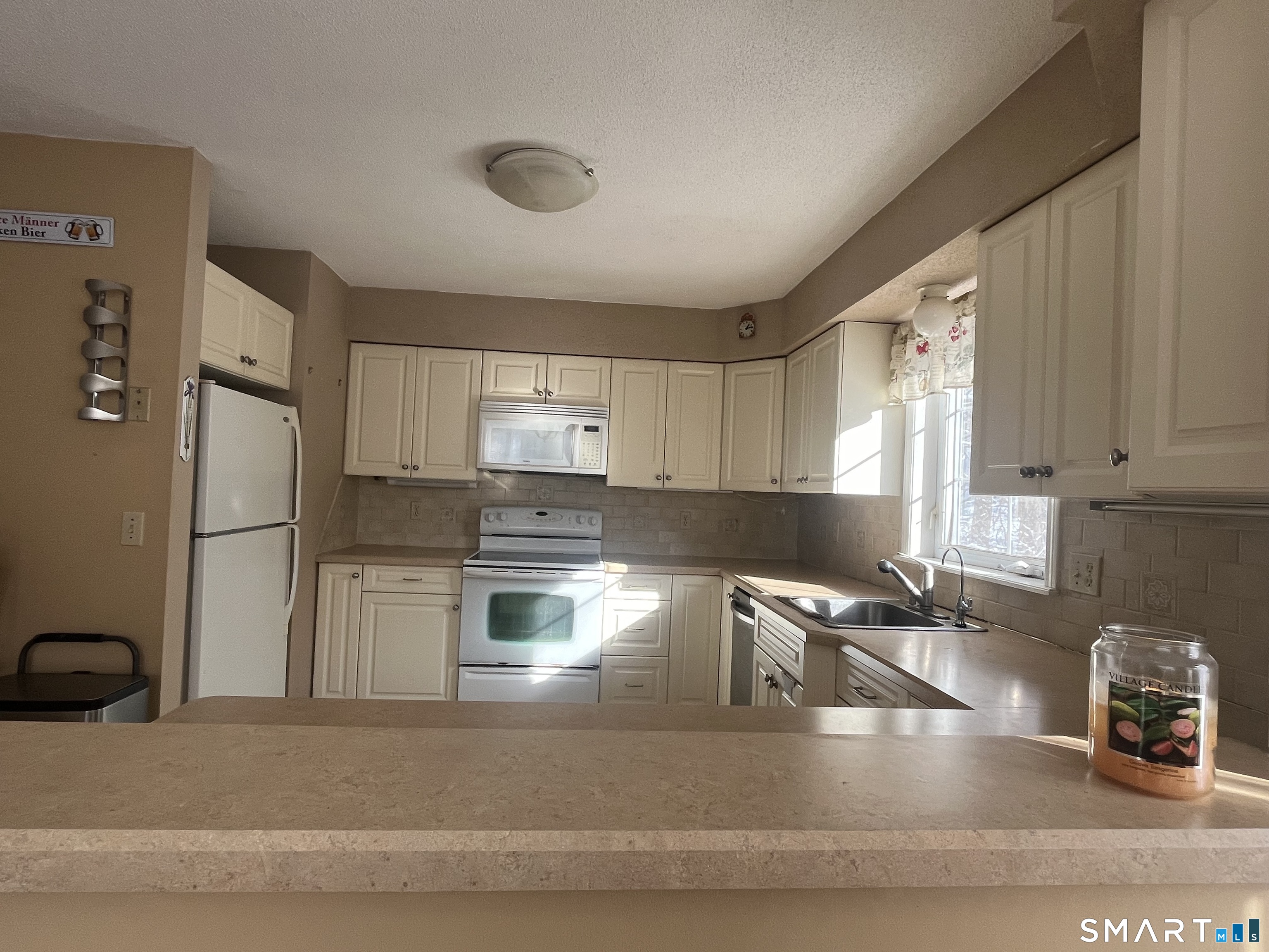 12 Woodedge Avenue Waterbury CT 06706