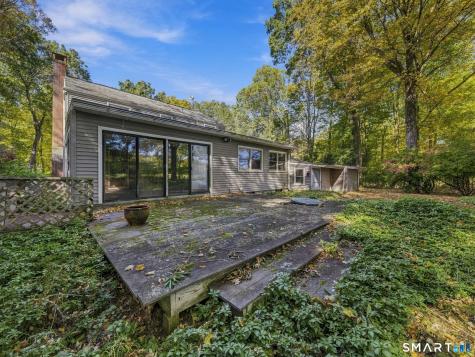 23 Storrs Heights Road Mansfield CT 06268