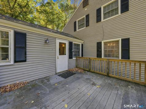 23 Storrs Heights Road Mansfield CT 06268