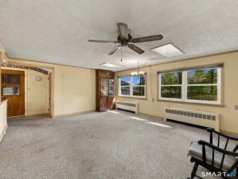 23 Storrs Heights Road Mansfield CT 06268