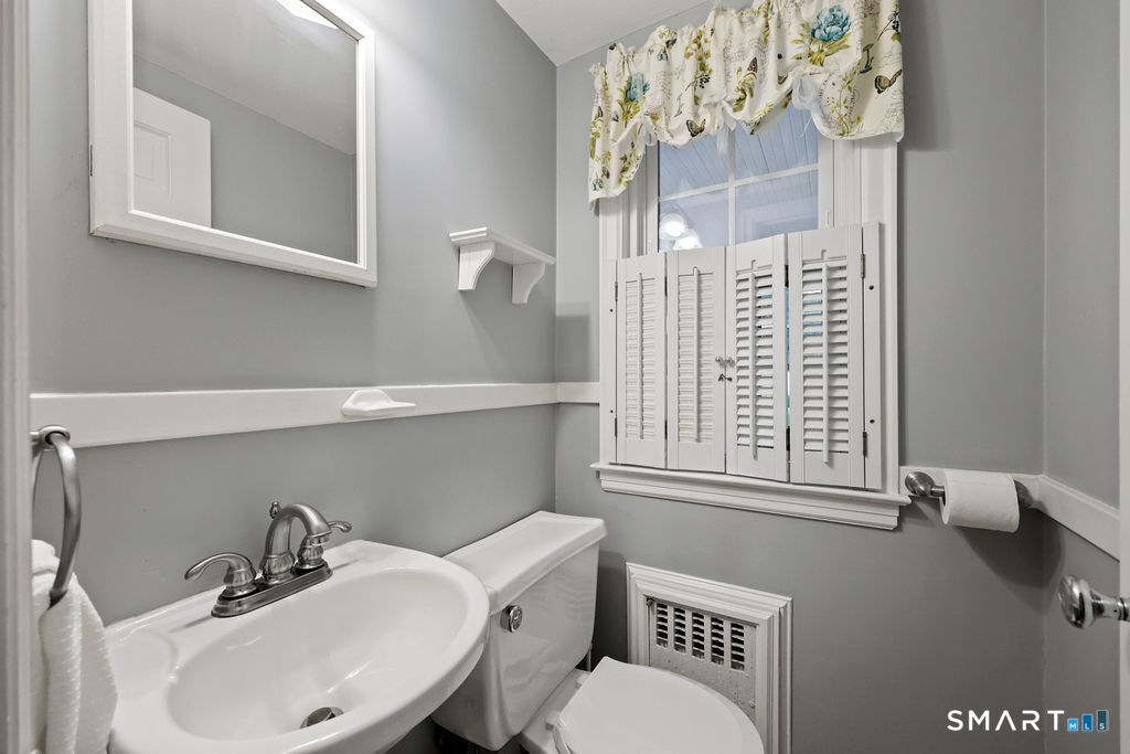 62 Crestview Drive Newington CT 06111