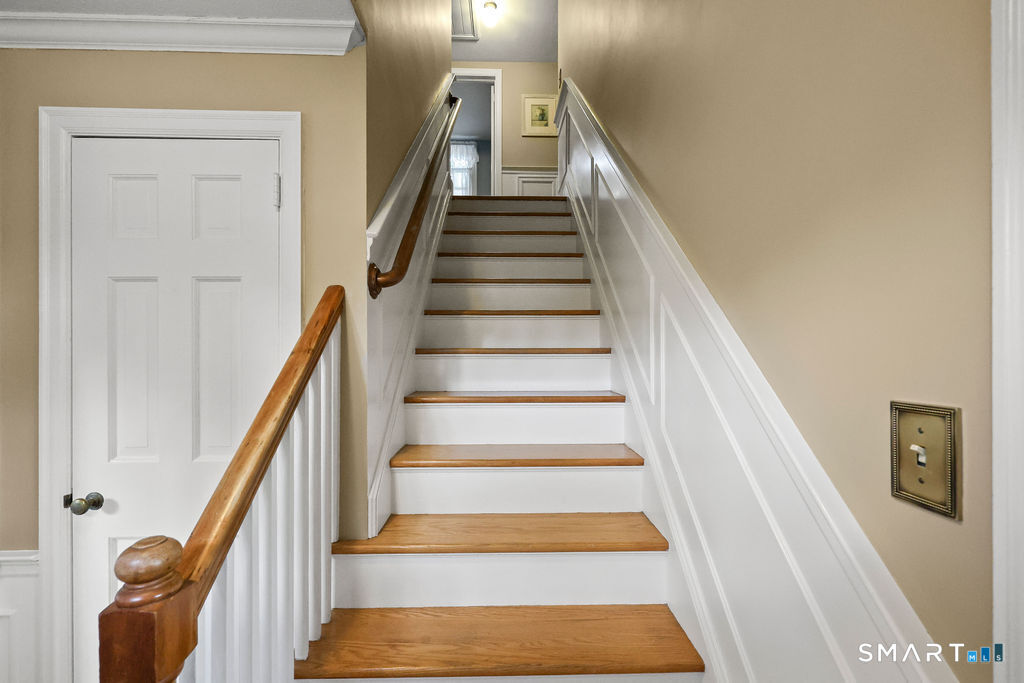 62 Crestview Drive Newington CT 06111