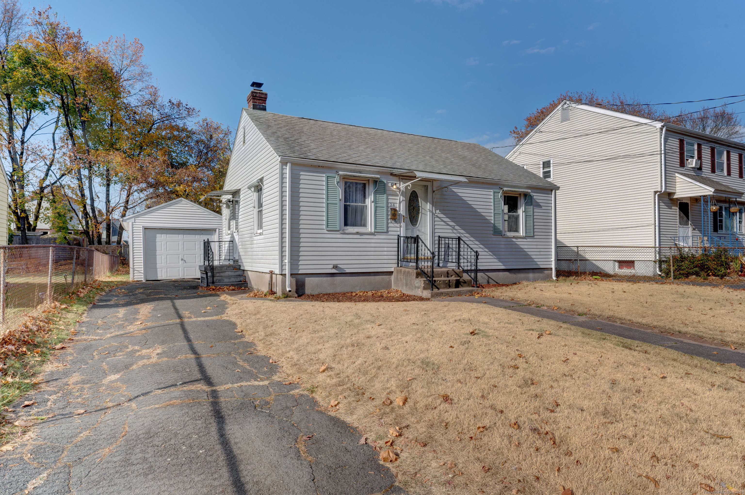 34 Glenwood Street Manchester CT 06040