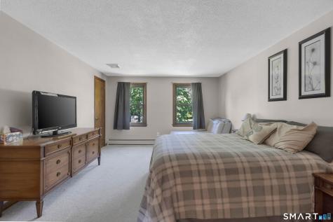 86 Carriage Way Windsor CT 06095