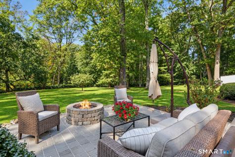 72 Old Barn Road Fairfield CT 06824