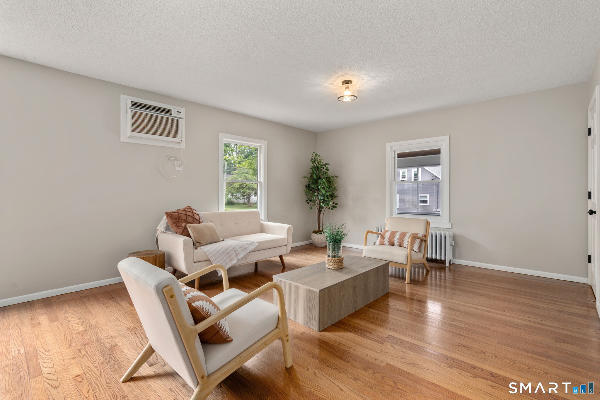 113 Branford Street Manchester CT 06040