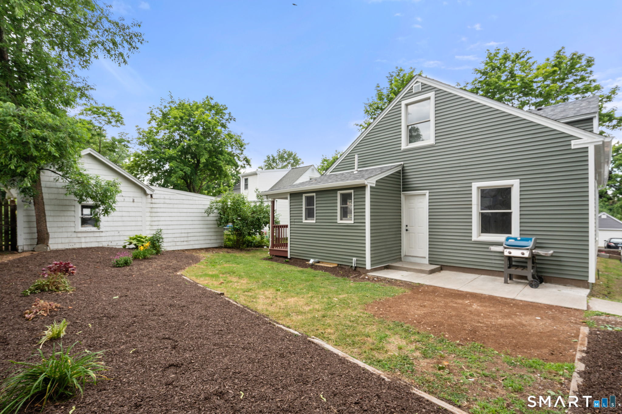 113 Branford Street Manchester CT 06040