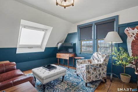11 Smith Avenue East Lyme CT 06357