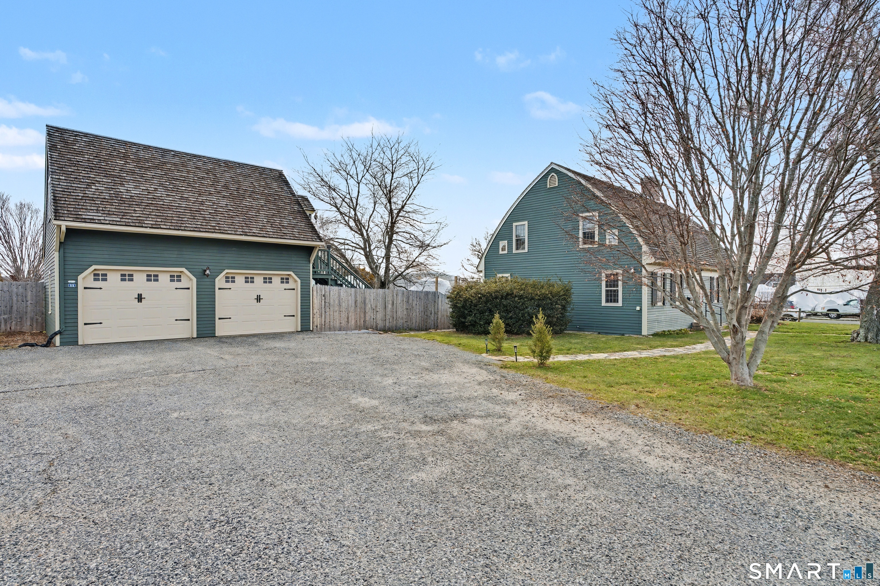 11 Smith Avenue East Lyme CT 06357