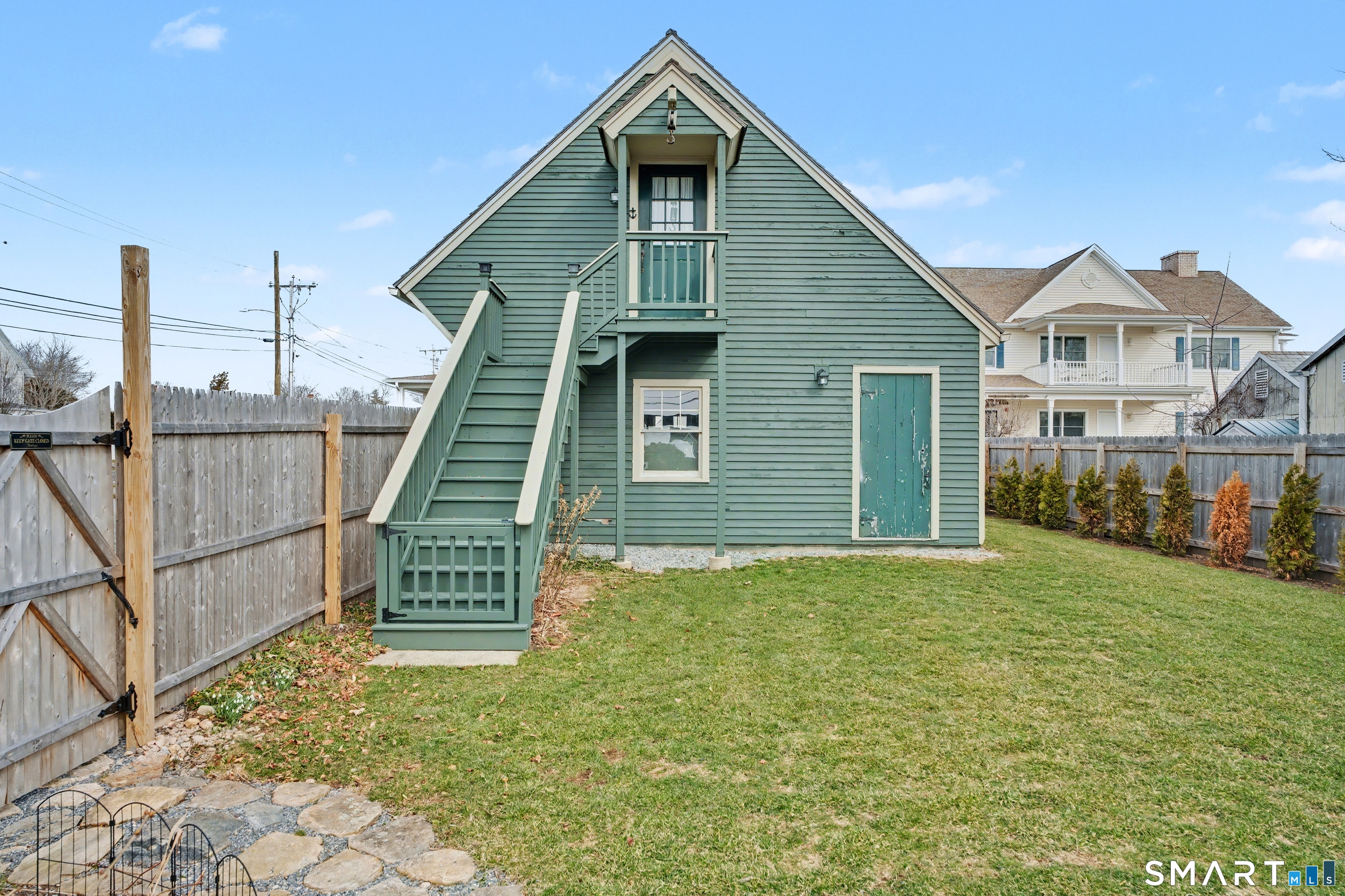 11 Smith Avenue East Lyme CT 06357
