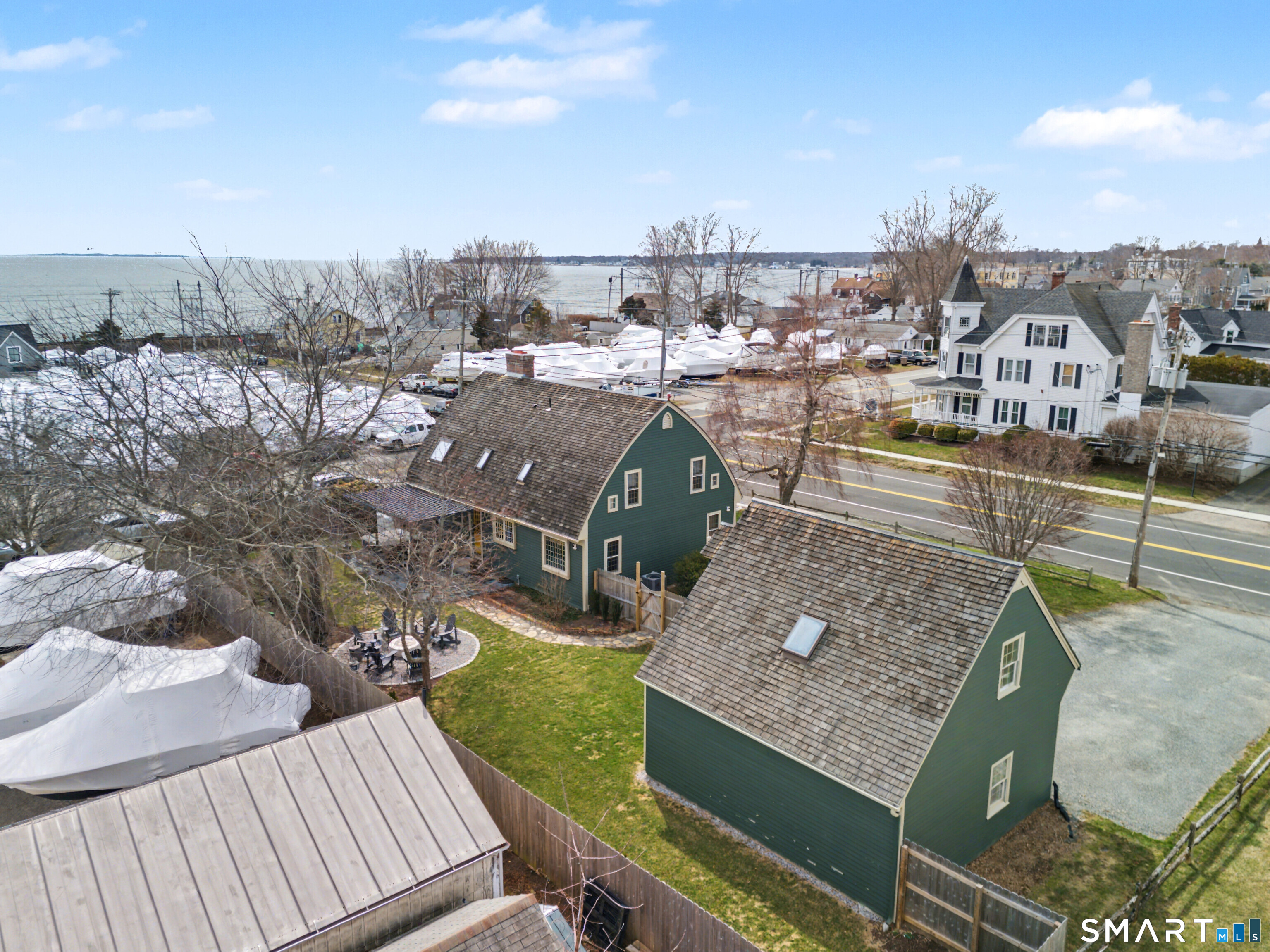 11 Smith Avenue East Lyme CT 06357