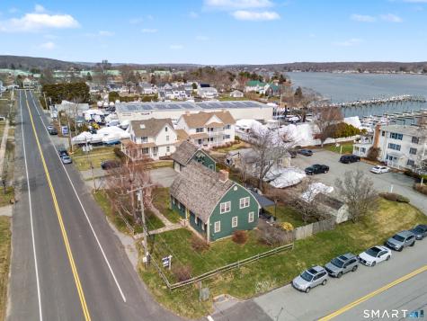 11 Smith Avenue East Lyme CT 06357