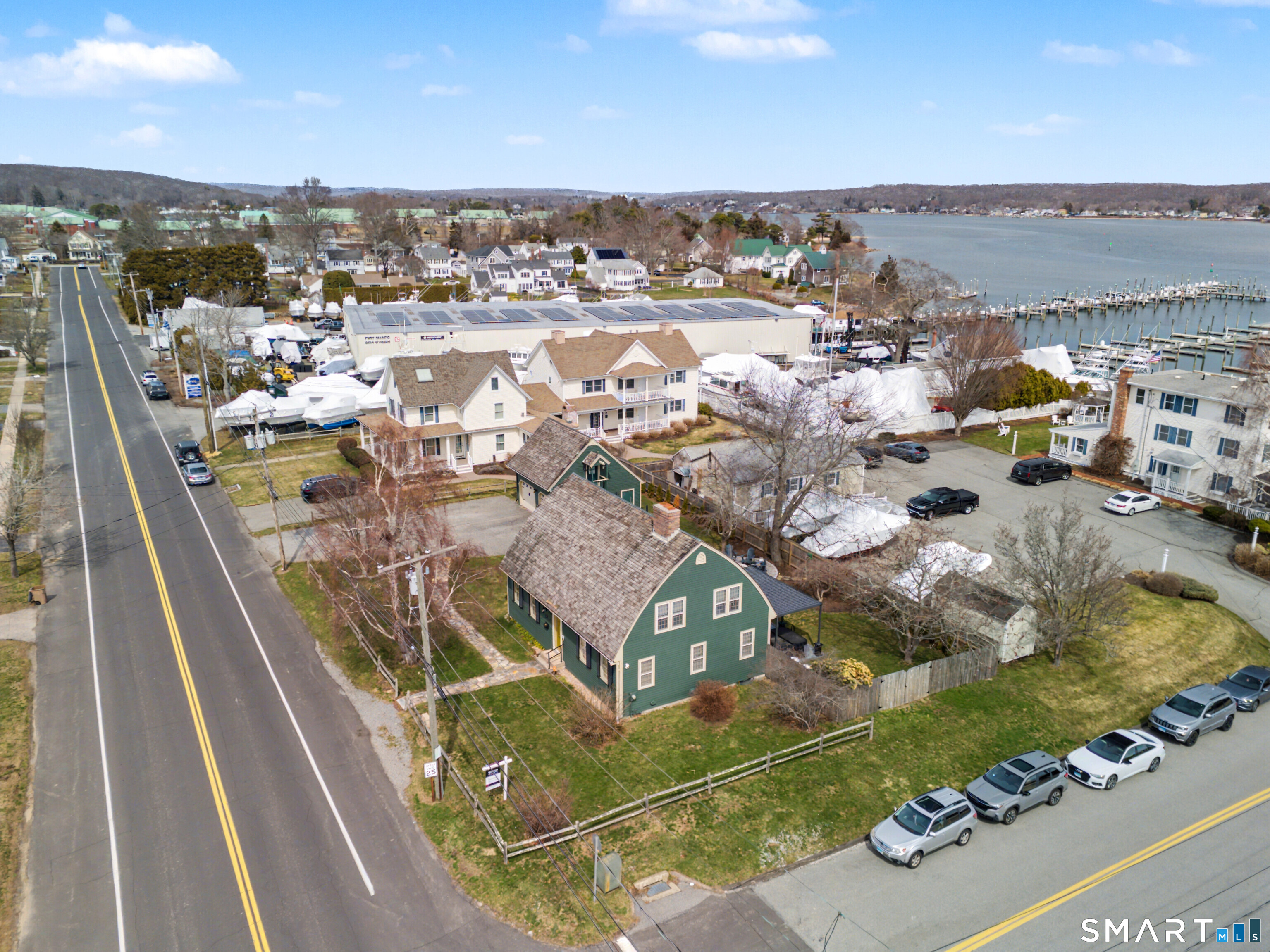 11 Smith Avenue East Lyme CT 06357