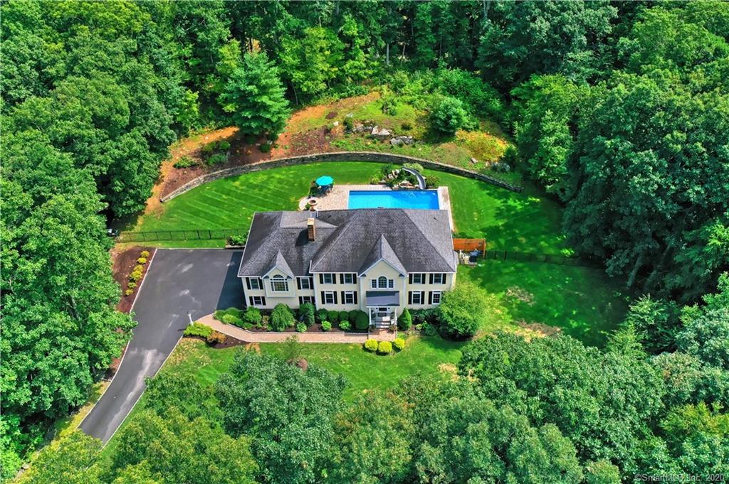 76 Knapp Street Easton CT 06612