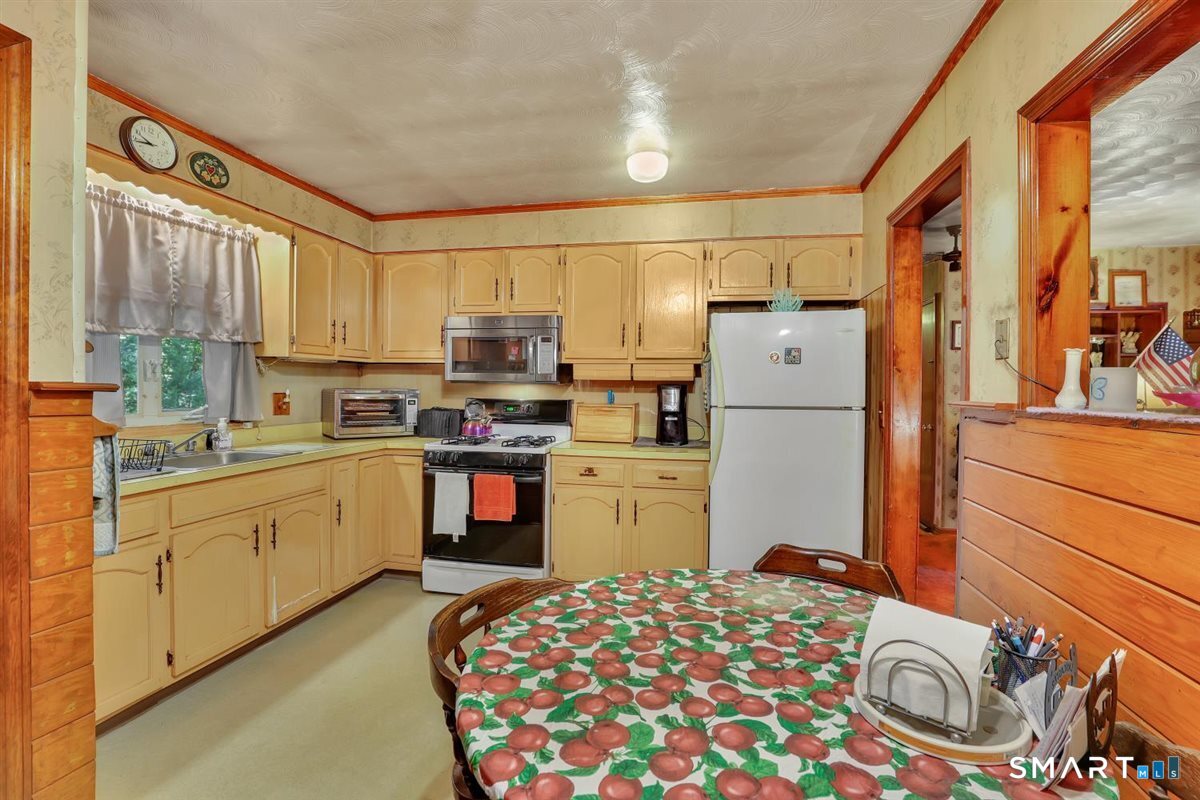 12 Parker Road Marlborough CT 06447