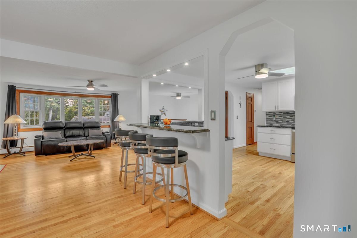 21 Silversmith Road Farmington CT 06085