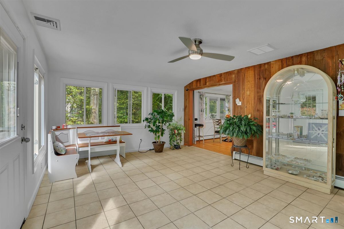 21 Silversmith Road Farmington CT 06085