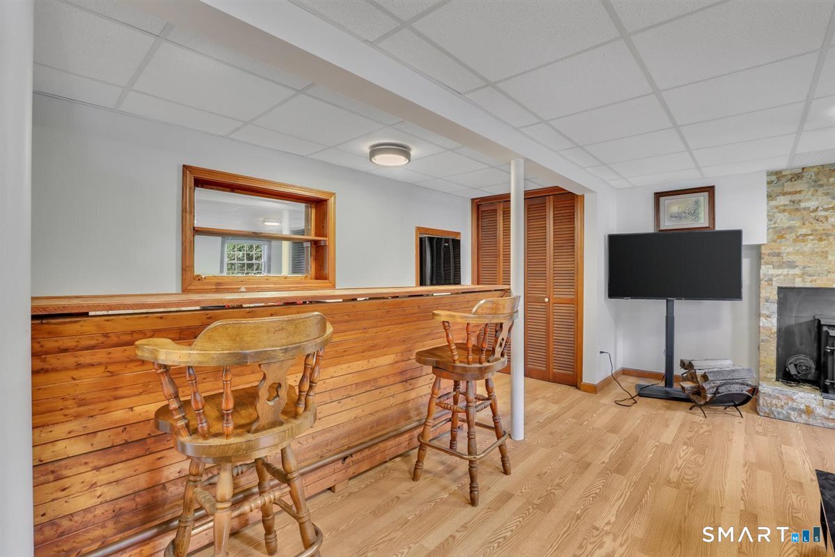 21 Silversmith Road Farmington CT 06085