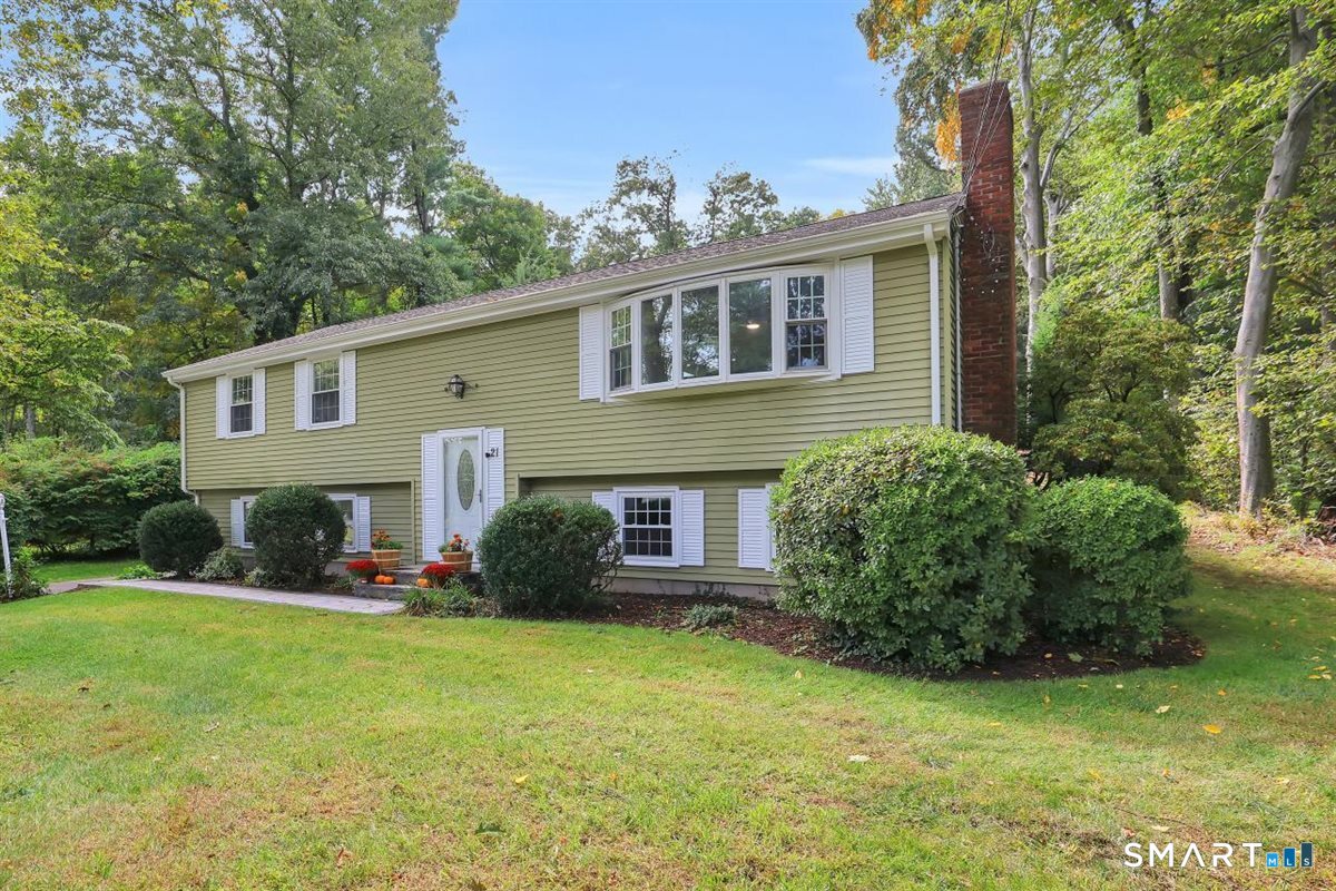 21 Silversmith Road Farmington CT 06085
