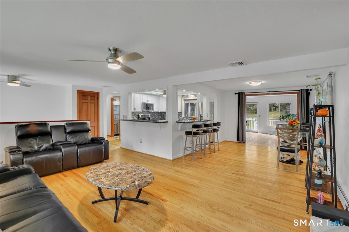 21 Silversmith Road Farmington CT 06085