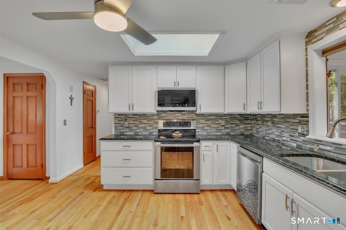 21 Silversmith Road Farmington CT 06085
