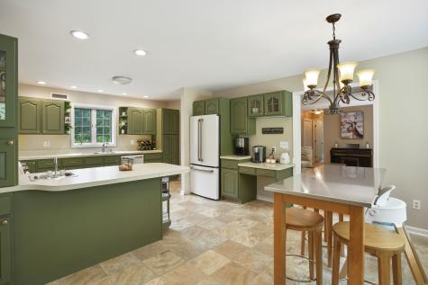 731 North Park Avenue Redding CT 06896