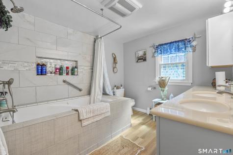63 Wawecus Hill Road Norwich CT 06360