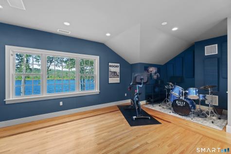 288 Middlesex Avenue Chester CT 06412