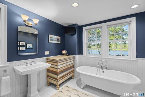 288 Middlesex Avenue Chester CT 06412