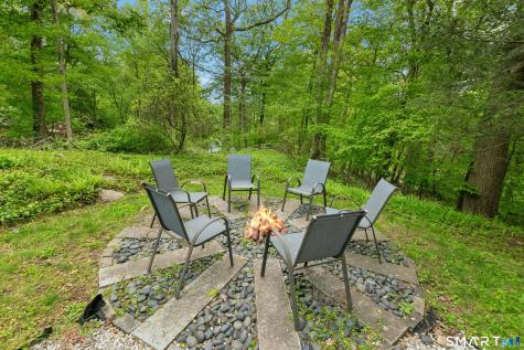 19 Timber Mill Circle Stamford CT 06903