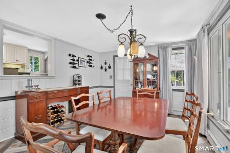 36 Woodside Circle Simsbury CT 06070